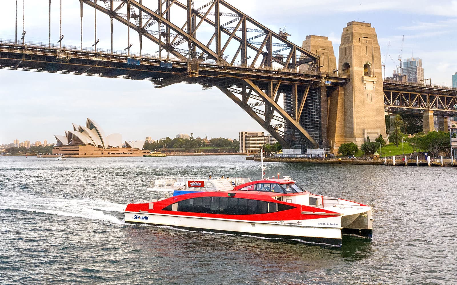 Sydney Harbour Hop-on Hop-off Cruise