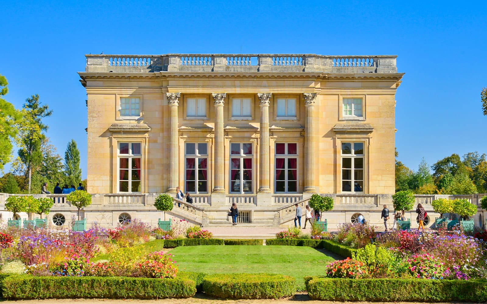 Versailles Gardens Only Tickets - Trianon and Marie-Antoinette Estate