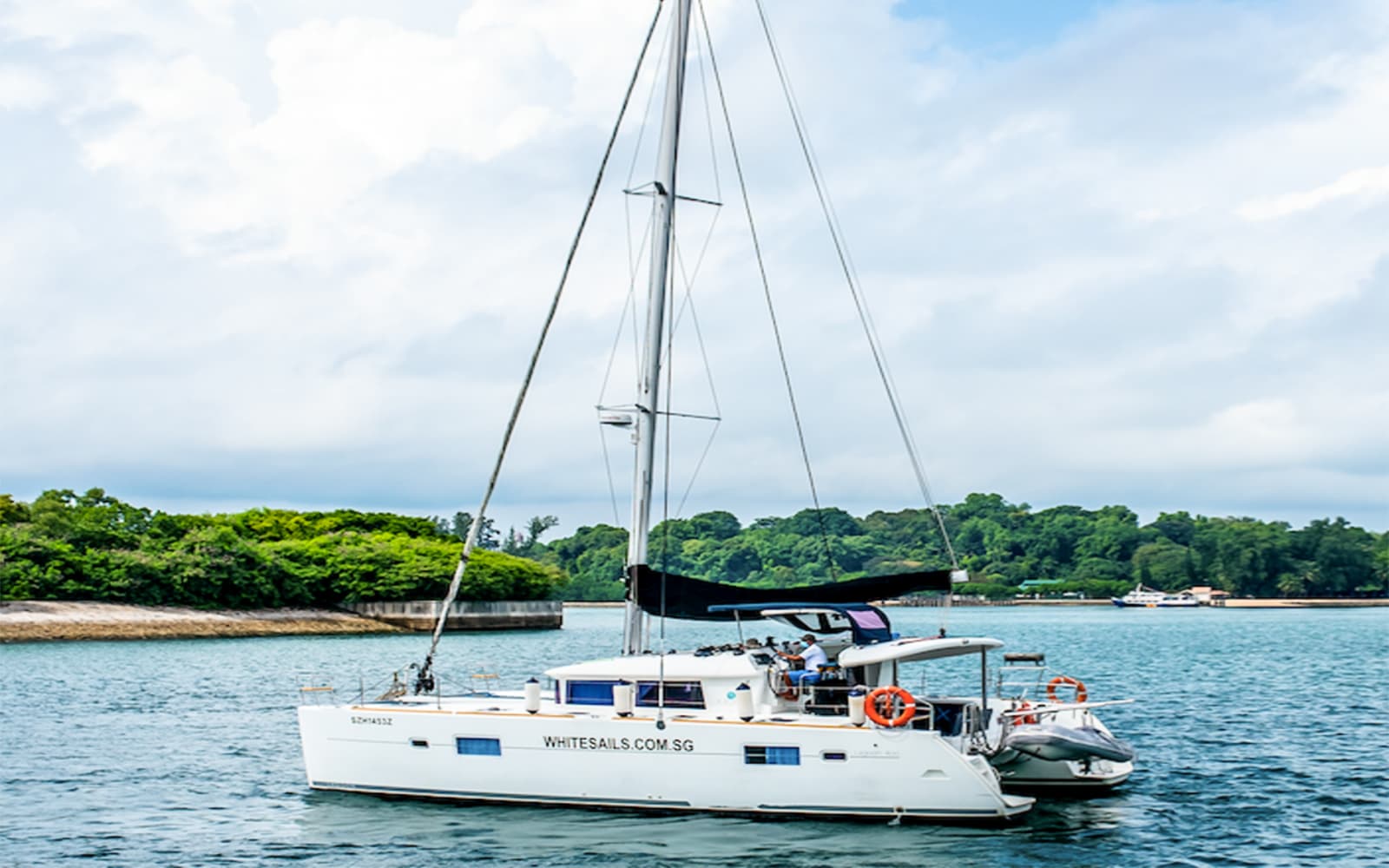 Private Yacht Charter in Singapore