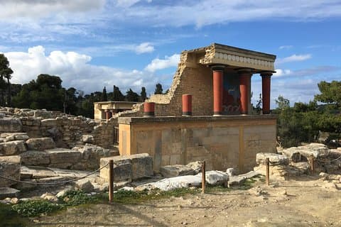 Palace of Knossos - Early Morning Ticket and avoid crowds