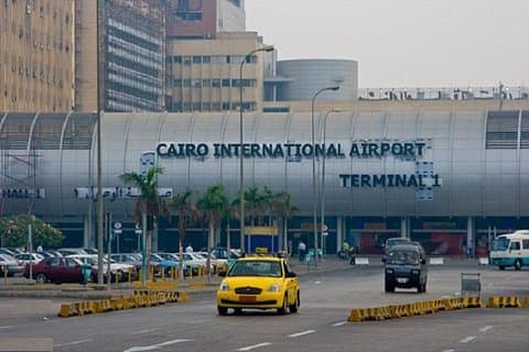 Privat Kairo flygplatstransfer från Giza