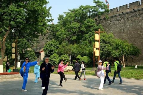3 ore Xian Local Leisure Experience Tour: passeggiare nel parco e giocare a ping-pong