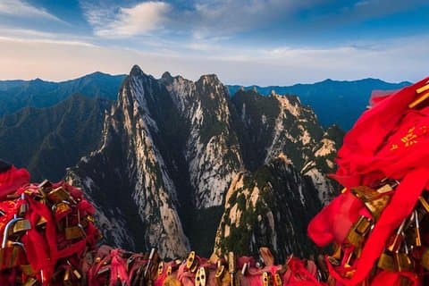 Excursão privada de um dia ao Monte Huashan de Xi'an em trem-bala