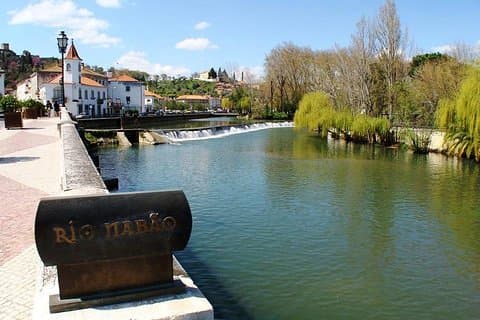 Excursión privada de un día con guía privado - Tomar y los Caballeros de la Historia Templaria