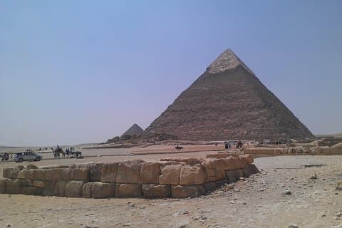 Tagesausflug nach Kairo zu den Pyramiden von Gizeh, Memphis und Sakkara