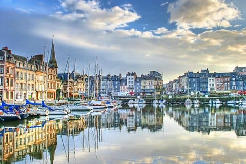 Tour privado de Giverny y Honfleur desde París