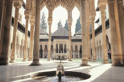 グラナダ全日 : La alhambra completa + el Albaicin y Sacromonte
