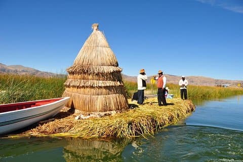 Uros Kayaking en Taquile Island Day Tour