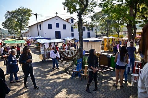 Private 4-stündige Tour durch Embu das Artes mit Kunsthandwerksmarkt