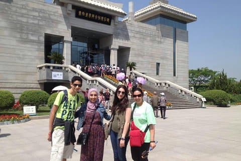 Customizable Terracotta Warriors Tour with Private Transportation and Guide