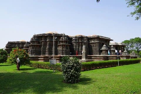Privat dagstur fra Bangalore til Belur, Halebid og Shravanabelagola