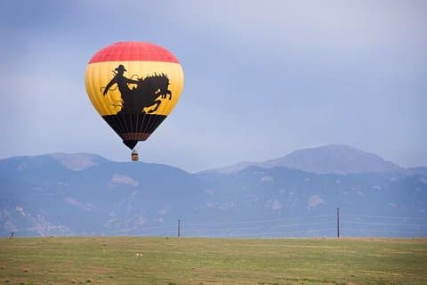 Hisnande Colorado Springs Sunrise Luftballongflyg