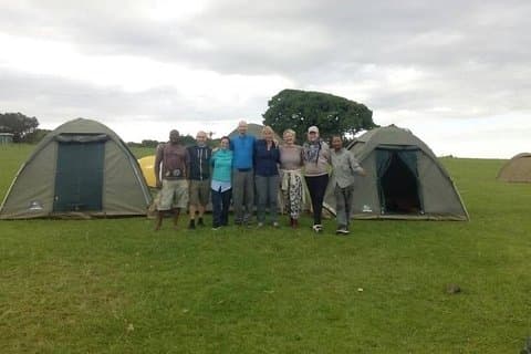 4 dages gruppe, der slutter sig til budgetsafari Serengeti og Ngorongoro nationalparker