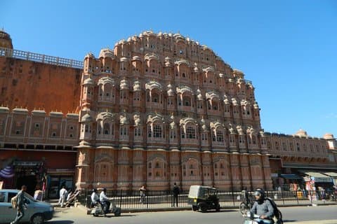 Buchen Sie Eintrittskarten, Cab & Tour Guide für Jaipur