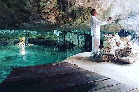 Halve dag Cave Cenotes-expeditie