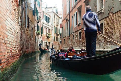 Welcome to Venice Group Tour St. Mark's Basilica & Gondola Ride