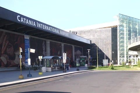 Transfert de l'aéroport de Catane à Taormina et des villages environnants