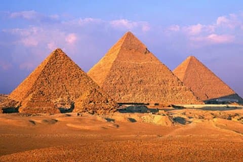 Depuis Hurghada en avion: visite privée d'une journée au Caire