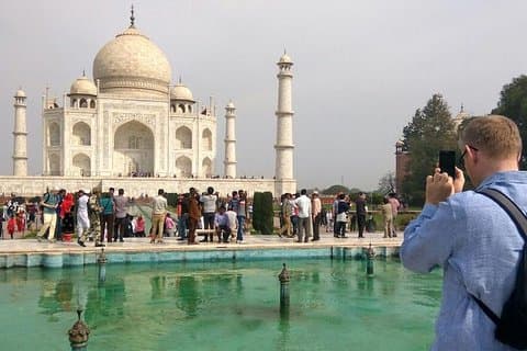 Excursión privada de un día desde Delhi al Taj Mahal y al Fuerte de Agra con guía
