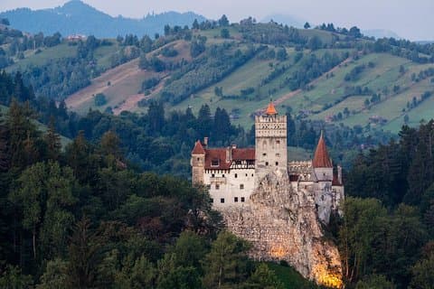 Privat tur til Dracula slott og Rasnov festning fra Bukarest