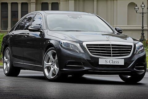 Departure from Munich City to Munich Airport MUC by Luxury Car