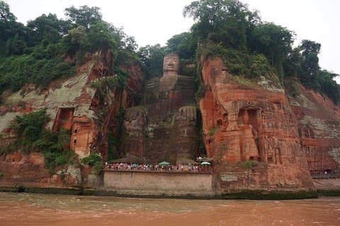 1-tägige Chengdu Panda Base und Leshan Giant Buddha GROUP Tour