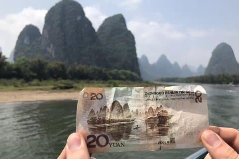 Tour di Guilin di 1 giorno alla Reed Flute Cave, Xianggong Hill, Bamboo Boat e Night Show