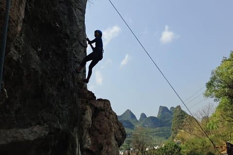 Half-Day Yangshuo Rock Climbing Private Tour