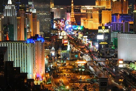 Vegas Secrets : bar, shopping, limousine ed esperienze culinarie