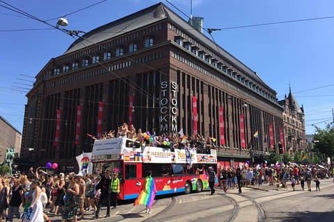 Excursion privée d'une demi-journée à Helsinki en minivan