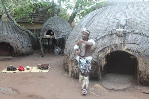 Soweto Tour og Lesedi Cultural Village Tour danner Pretoria og Johannesberg