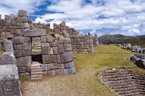 Heldagstur i Sacsayhuaman, Q'enQo, Puka Pukara och Sacred Valley Tour