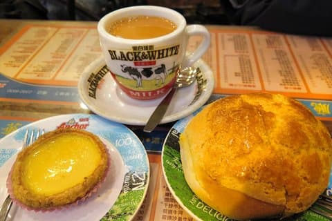 Private Walking Tour: Local Markets and Foodie in Hong Kong