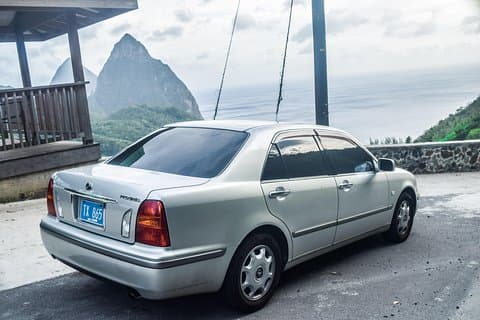 St Lucia Airport Transfer Roundtrip from Hewanorra (UVF)