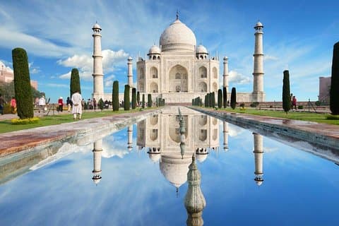 Lyx Taj Mahal och Agra Tour från Delhi av Mercedes Car eller Audi Car