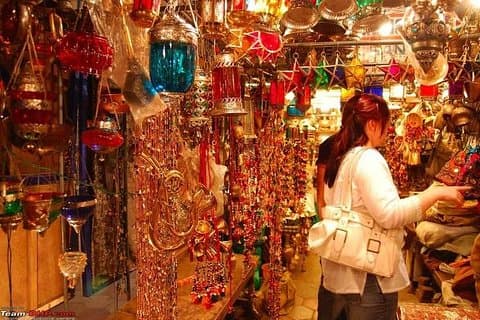 En spår av tempel och traditioner i Jaipur