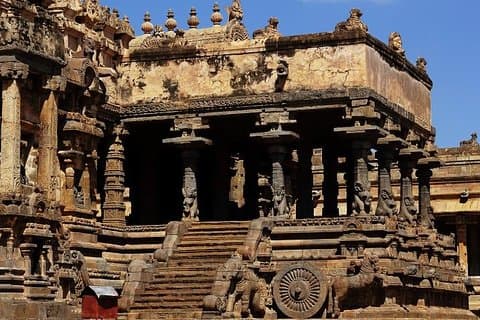 Private Guided Tour of Airavatesvara Temple from Kumbakonam
