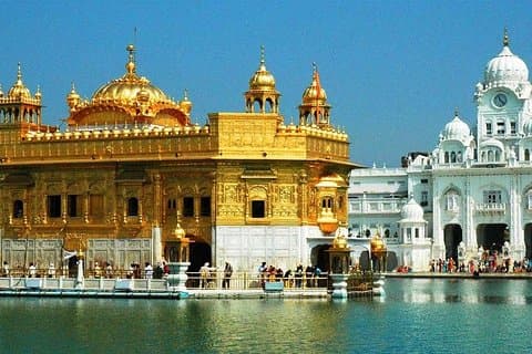Golden Temple & Wagah Border - Une excursion de 3 jours à Amritsar depuis Delhi en train