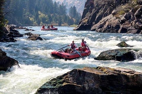 Rafting Journey at the Down on Teesta River's White Water with Private Transfer