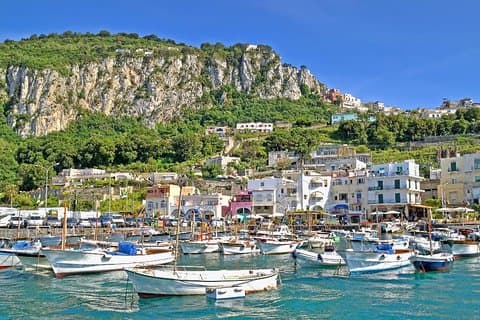 2 Übernachtungen in Capri mit Transfer ab Rom