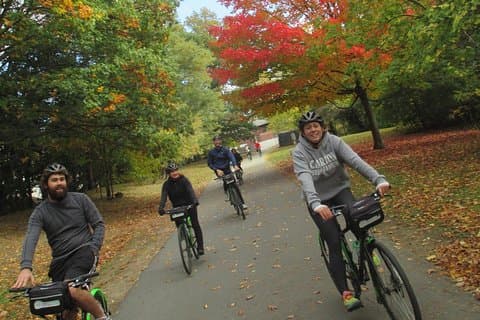 Tour guidato in bicicletta della collana di smeraldi di Boston
