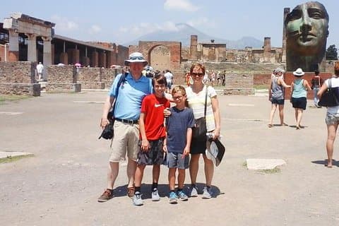Da Roma a Pompei per bambini e famiglie con pranzo al Winefarm