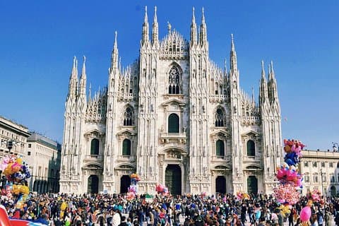 Hoppa över linjen: Milanos Duomo och Rooftop Tour för barn och familjer