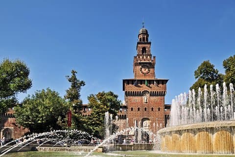 Tour a piedi della città di Milano per bambini e famiglie con guida locale