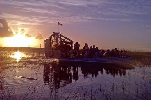 Florida Everglades Night Airboat Tour nära Fort Lauderdale