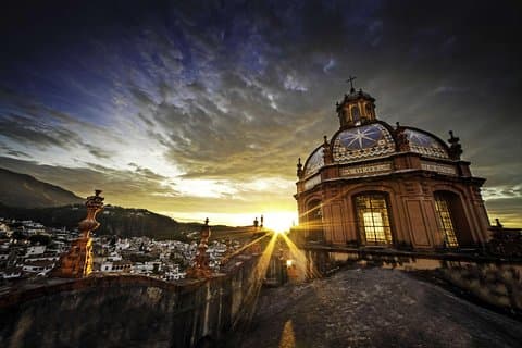 Taxco durante la noche