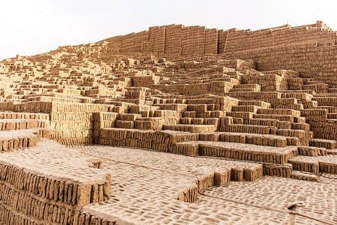 Half-Day Private Tour to Huaca Pucllana and Huaca Mateo Salado