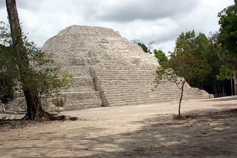 Viaje de dos días a Tikal y Yaxha en avión desde la Ciudad de Guatemala