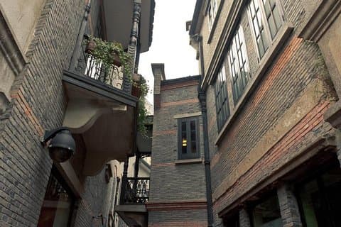 Private Colonial Walking Tour: Shanghai French Concession