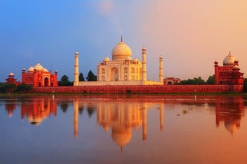 Excursion d'une journée dans les quartiers historiques d'Agra : le Taj Mahal au lever du soleil, le fort d'Agra et le bébé Taj